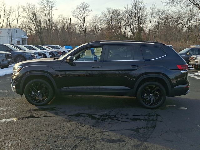 Used 2022 Volkswagen Atlas SE image 6