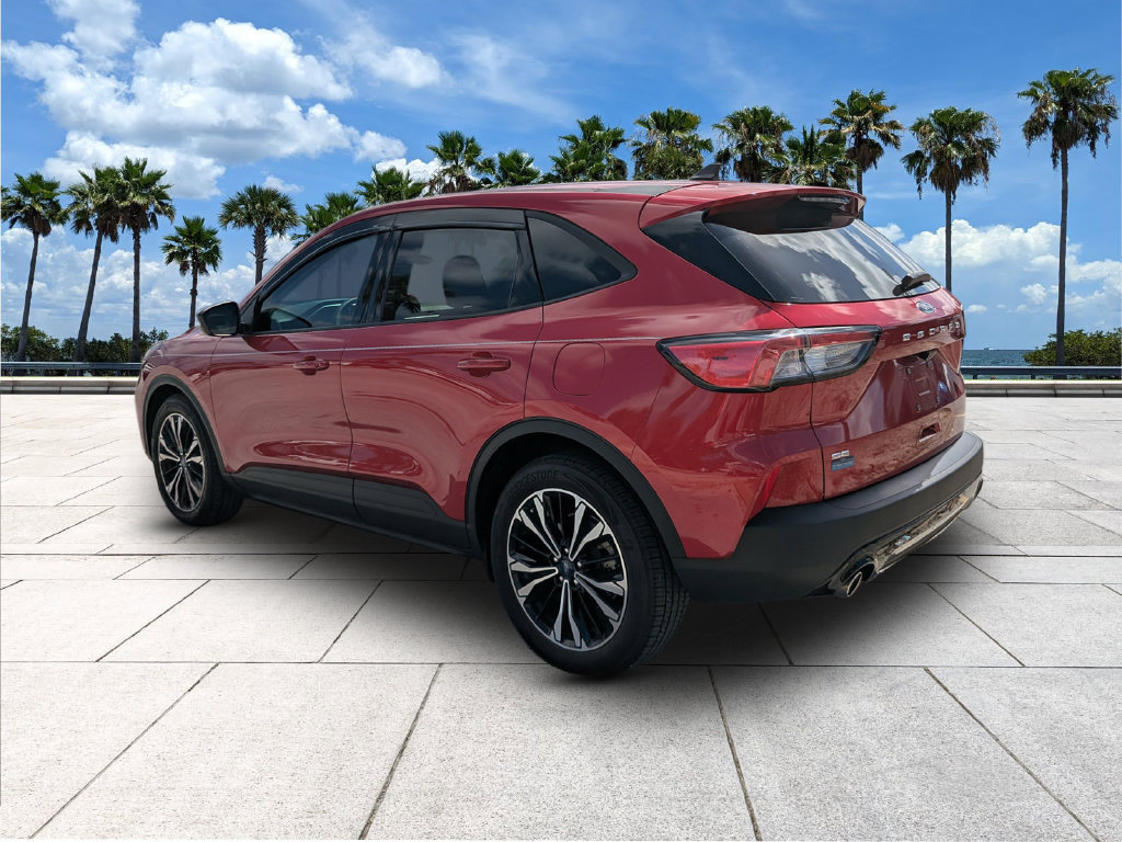 Certified 2022 Ford Escape SE w/ SE Sport Appearance Package FWD image 7