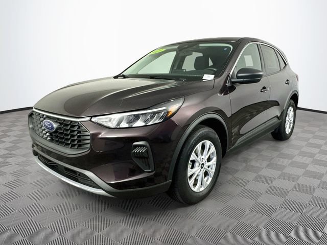 Certified 2023 Ford Escape Active AWD/4WD image 6