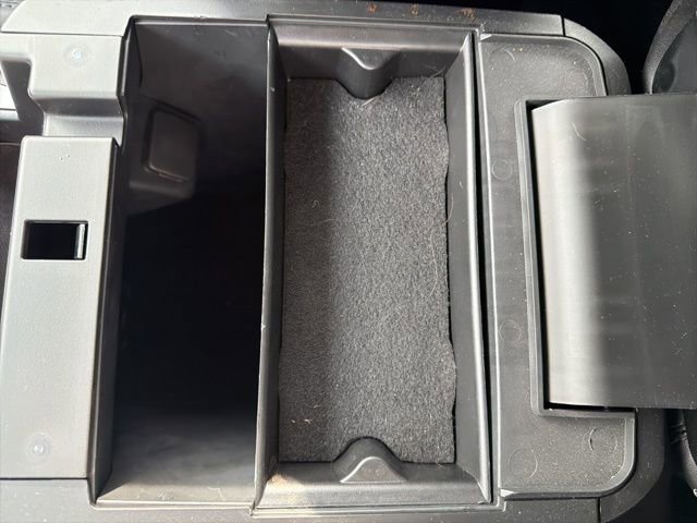 Certified 2022 Ford Explorer XLT w/ Equipment Group 202A image 43