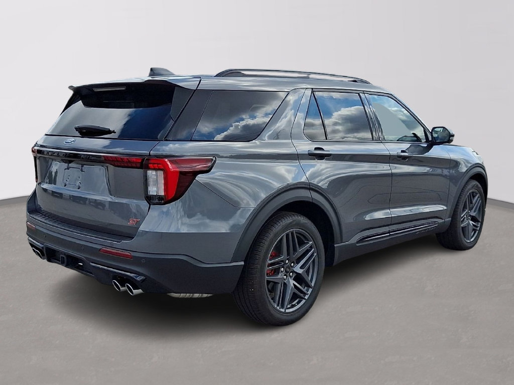Certified 2025 Ford Explorer ST w/ Sun And Sound Package AWD/4WD image 6