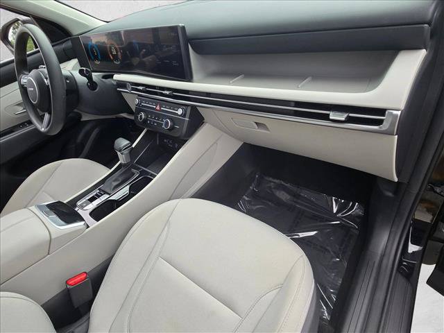 Used 2025 Hyundai Tucson SE AWD/4WD image 20