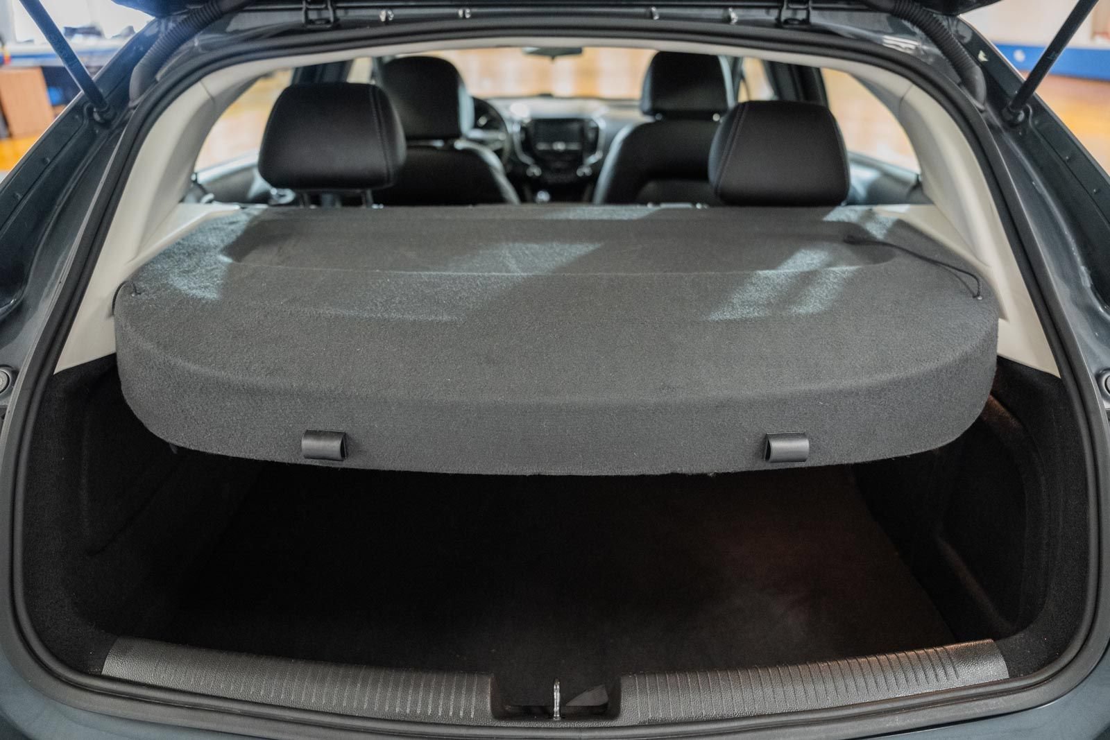 Used 2018 Chevrolet Cruze Premier FWD image 9