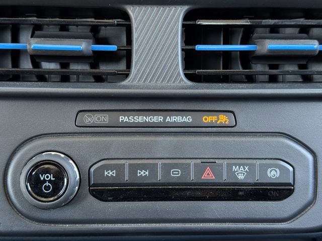 Certified 2025 Ford Maverick Lobo image 20