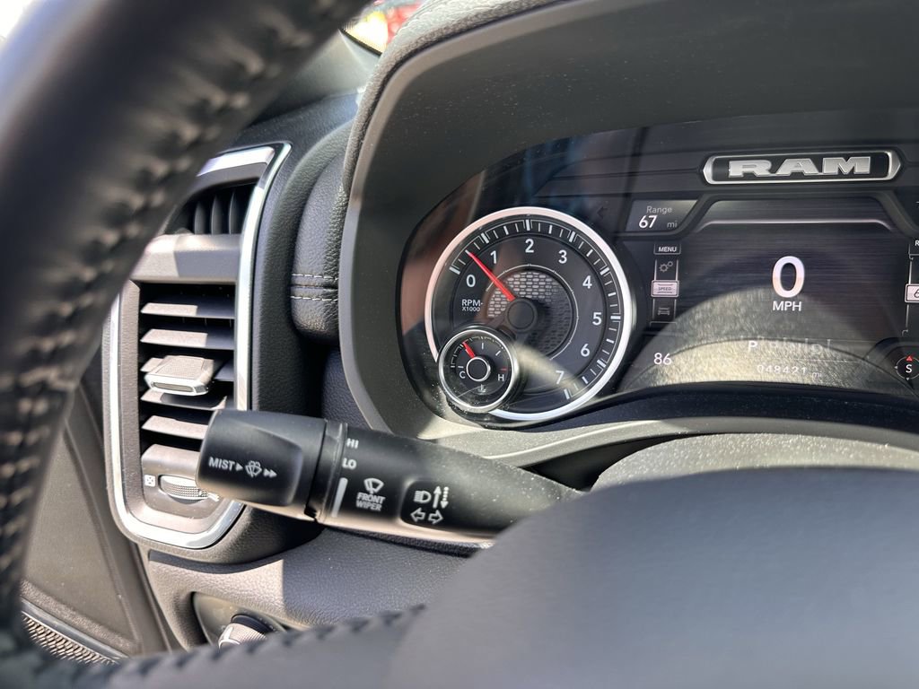 Used 2024 RAM 1500 Laramie AWD/4WD image 15