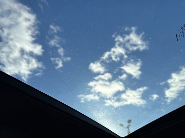 Used 2019 Dodge Charger SXT image 23