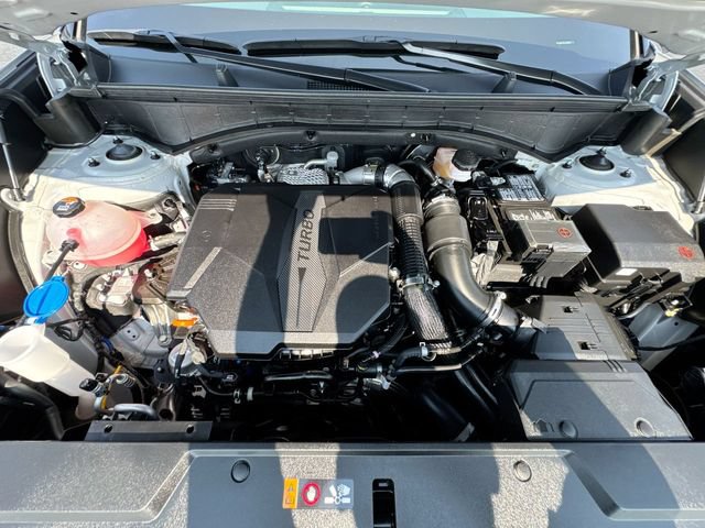 Used 2026 Hyundai Santa Fe SEL FWD image 26