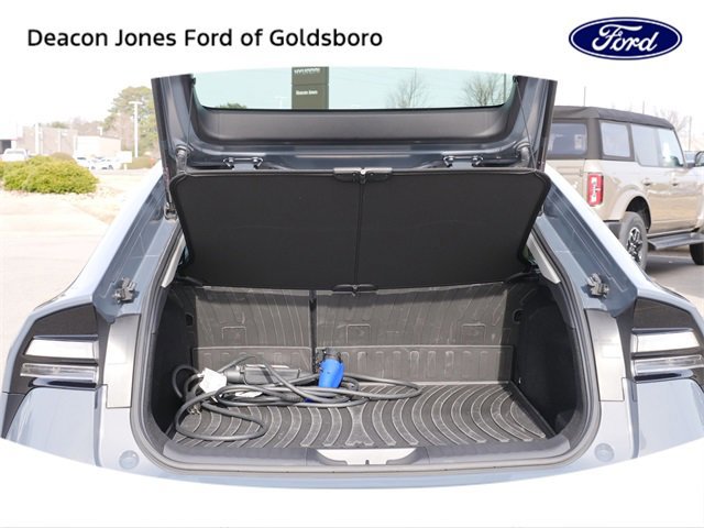 Used 2024 Toyota Prius Prime XSE Premium image 14