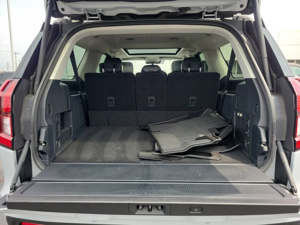 Certified 2025 Ford Expedition Max Platinum AWD/4WD image 10