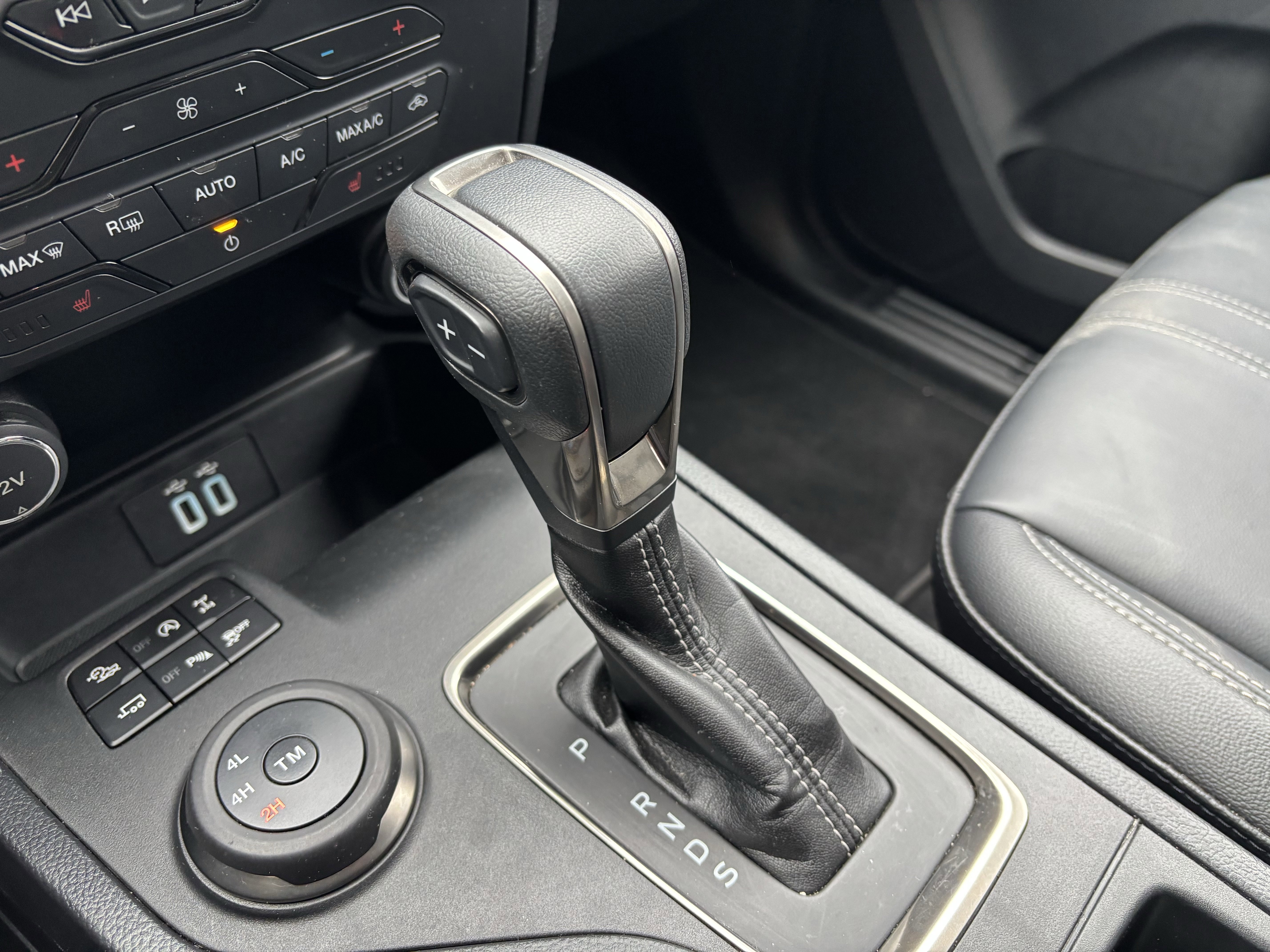 Certified 2020 Ford Ranger Lariat w/ Equipment Group 501A Mid image 22