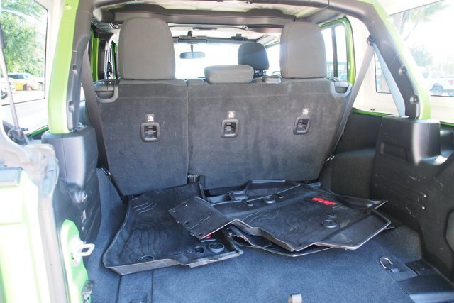 Used 2018 Jeep Wrangler Unlimited Sport S AWD/4WD image 14