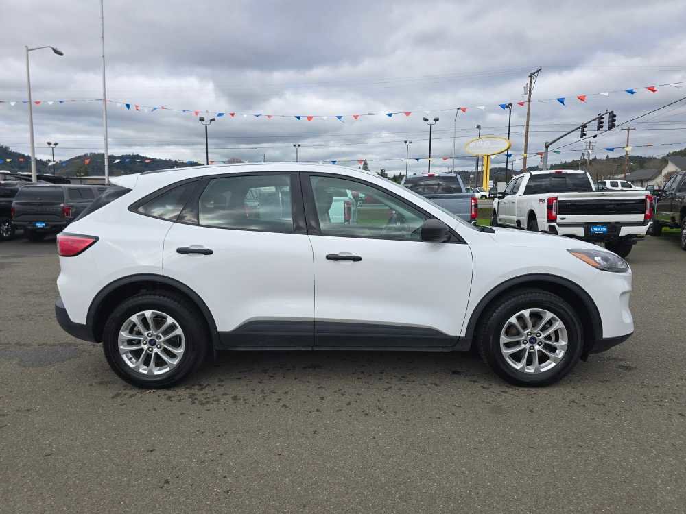 Certified 2022 Ford Escape S image 6