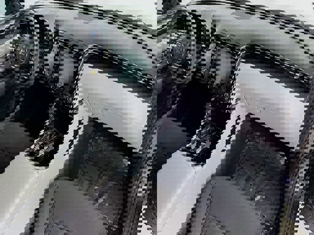 Used 2022 Hyundai Tucson SE image 31