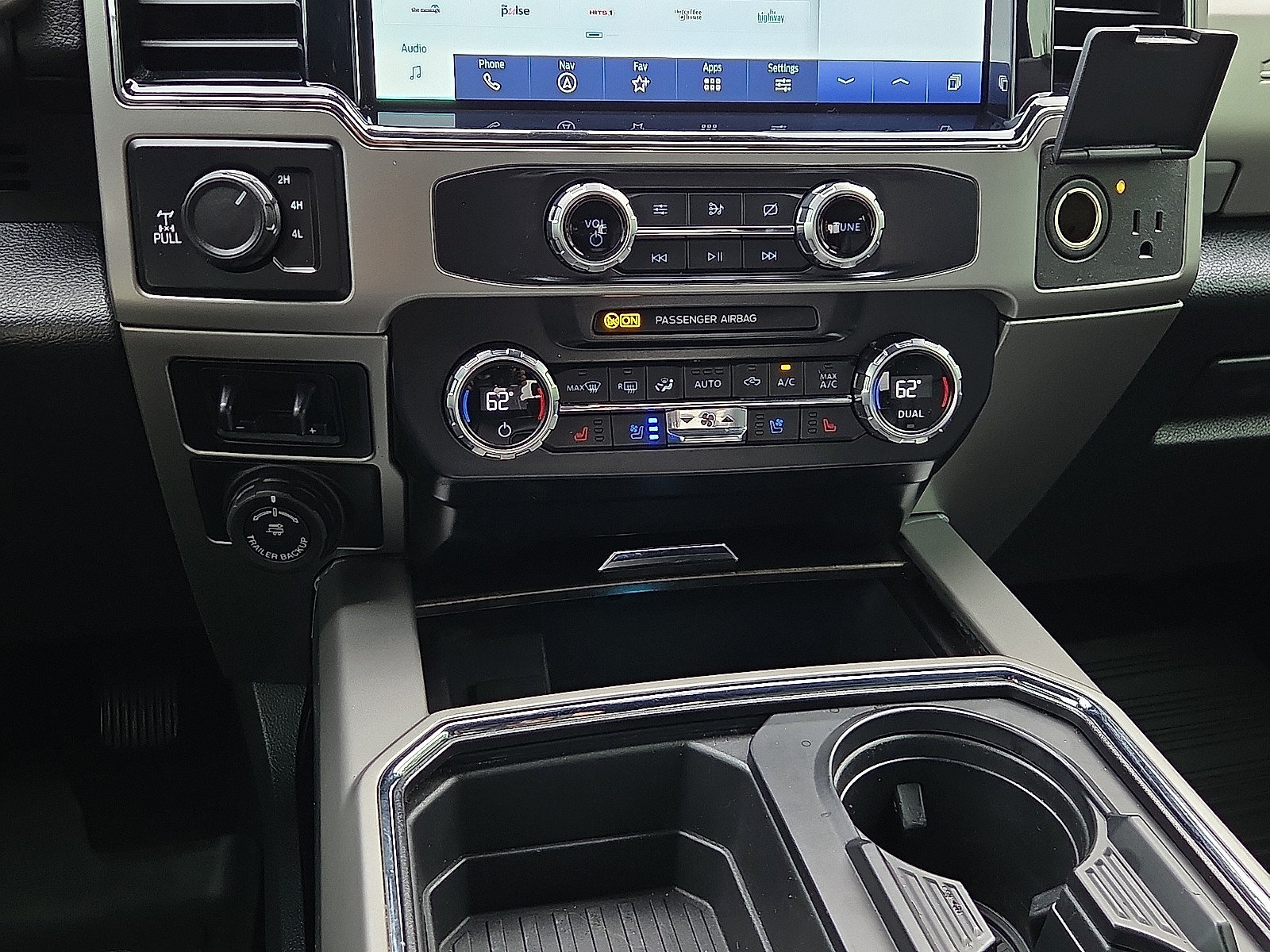 Certified 2022 Ford F250 Lariat w/ Chrome Package AWD/4WD image 16