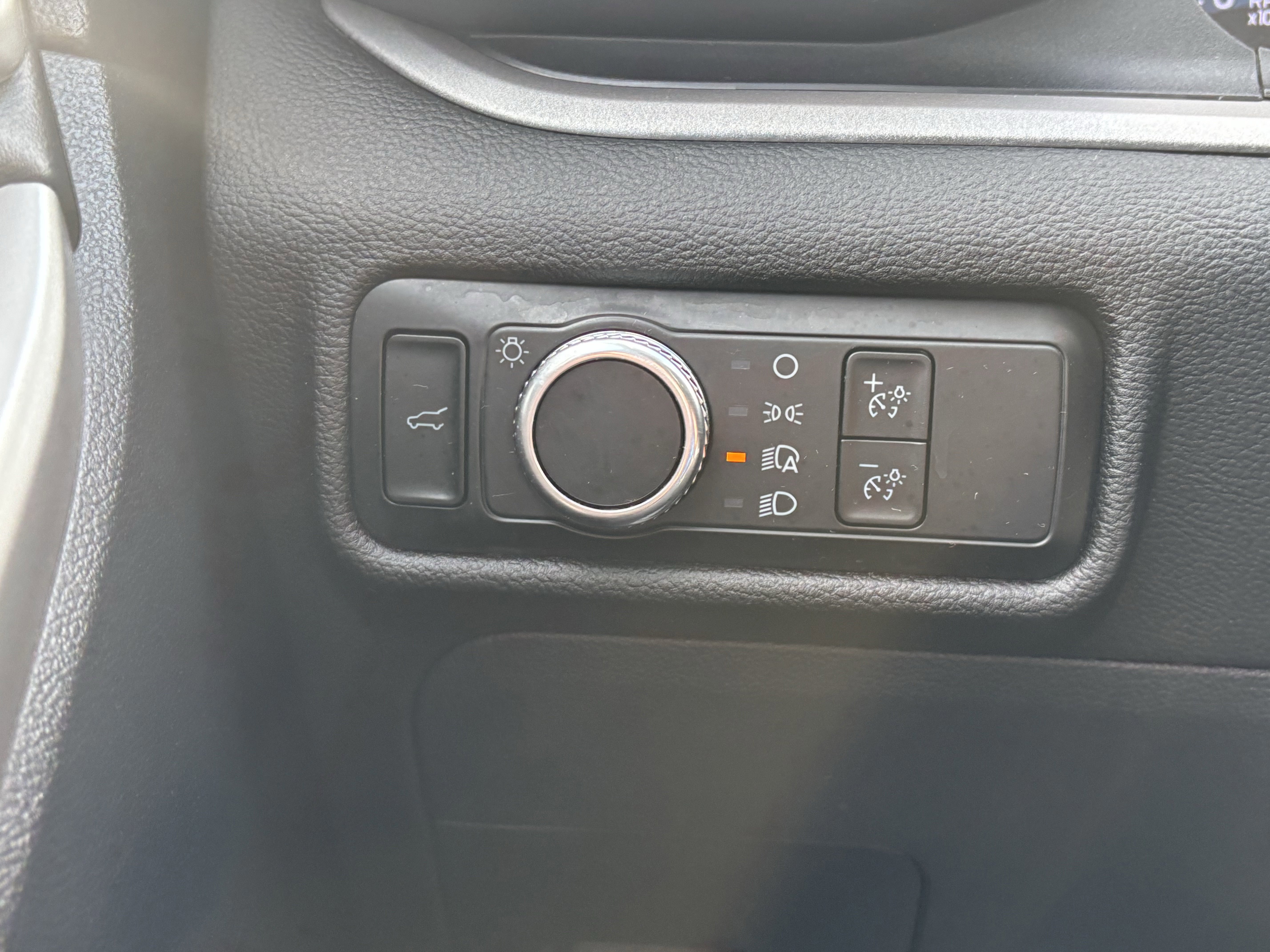 Certified 2023 Ford Explorer XLT image 41