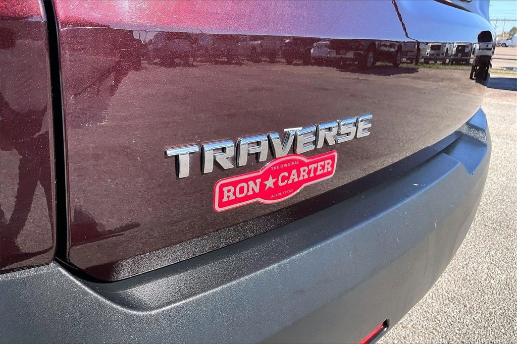 Used 2023 Chevrolet Traverse LT image 21