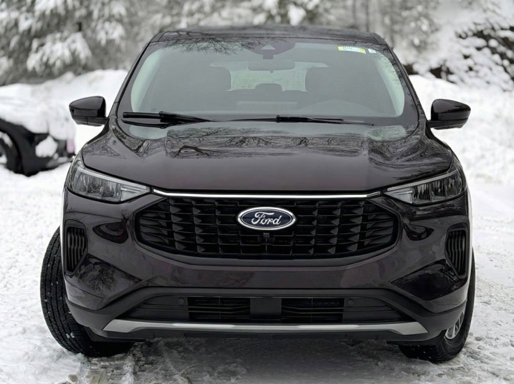 Certified 2023 Ford Escape Active w/ Tech Pack #2 image 2