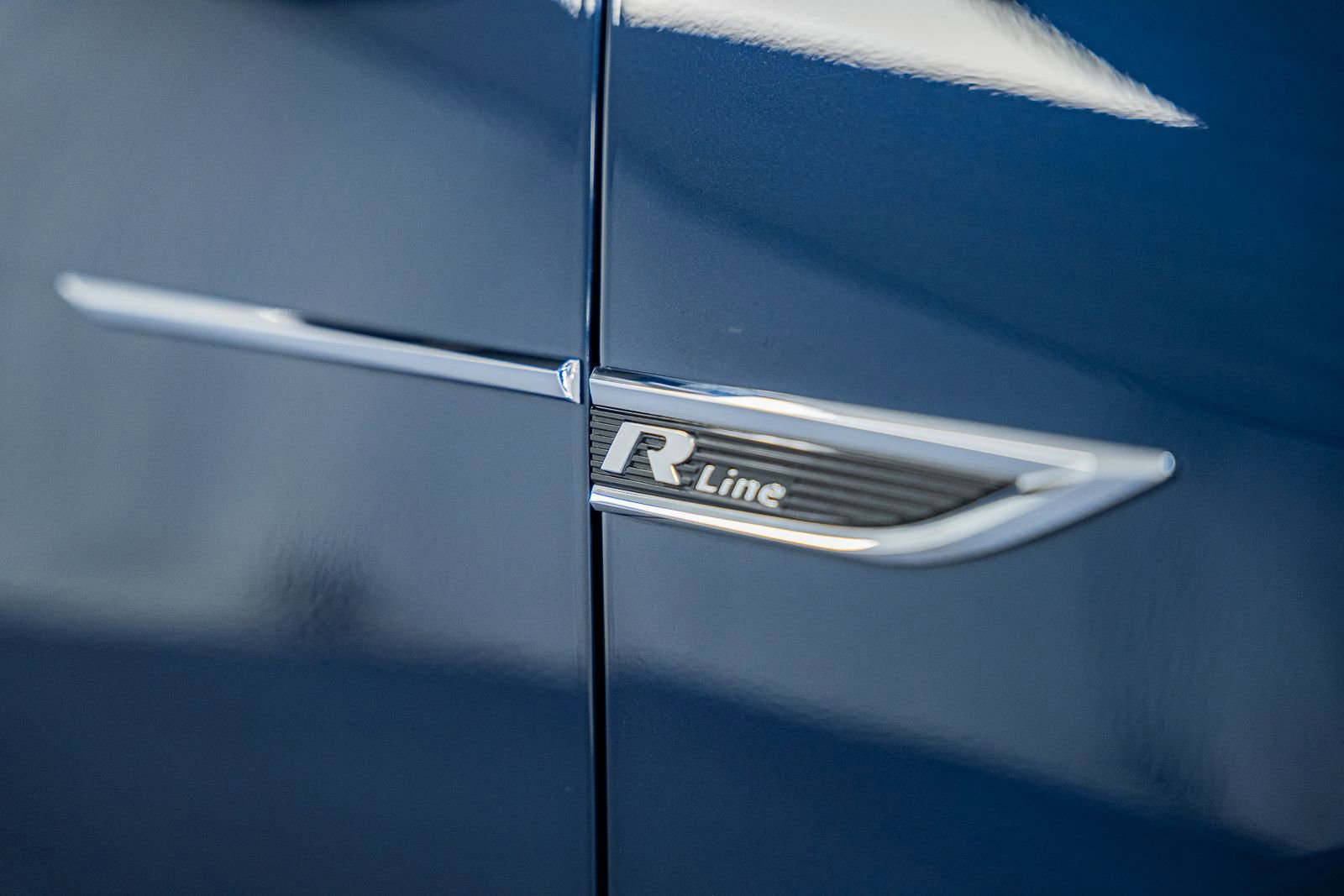 Used 2021 Volkswagen Passat 2.0T R-Line image 14