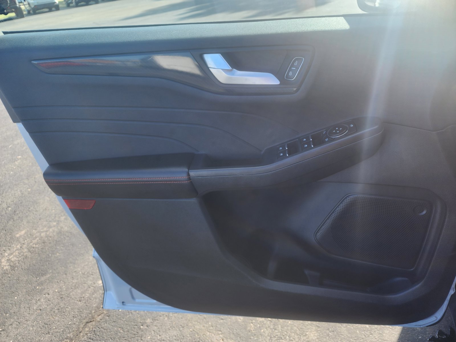 Certified 2025 Ford Escape ST-Line FWD image 22