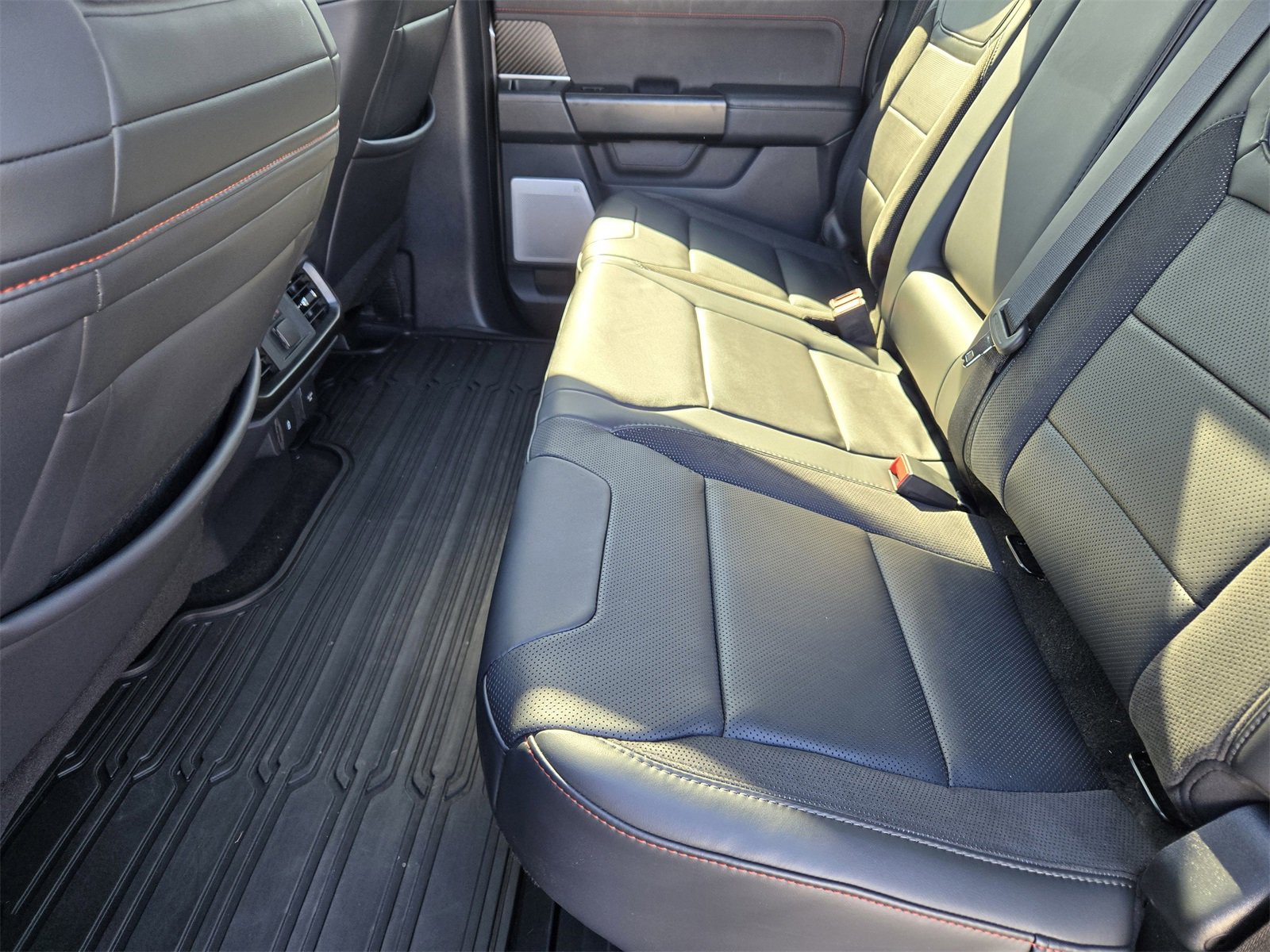 Certified 2025 Ford F150 Raptor image 28