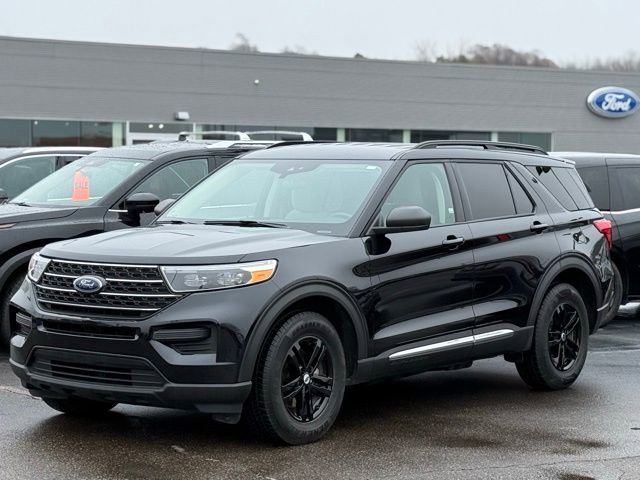 Certified 2024 Ford Explorer XLT image 31