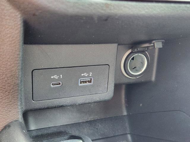 Used 2022 Nissan Kicks SV FWD image 19