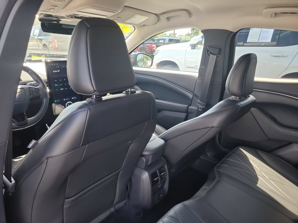 Certified 2022 Ford Mustang Mach-E Select AWD/4WD image 9