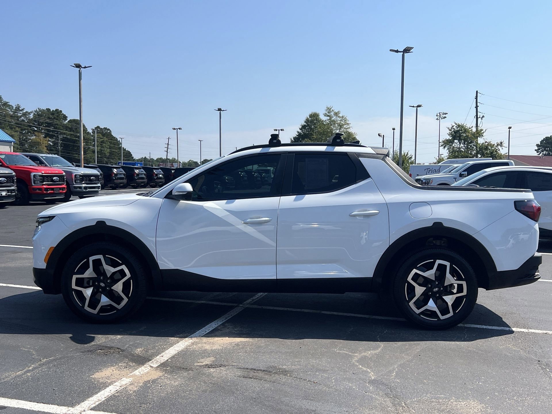 Used 2022 Hyundai Santa Cruz Limited image 6