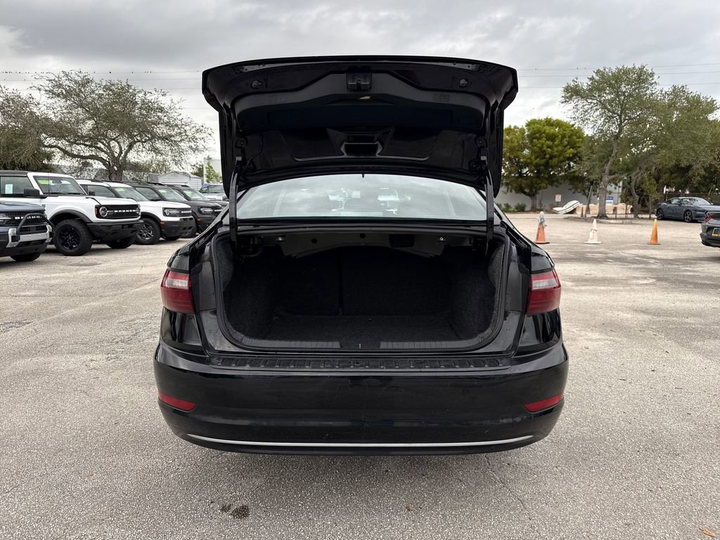 Used 2021 Volkswagen Jetta S w/ Driver Assistance Package image 23