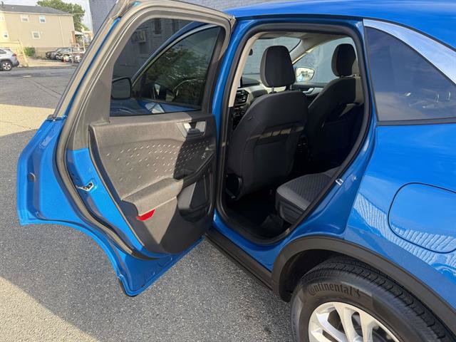 Certified 2020 Ford Escape SE AWD/4WD image 23