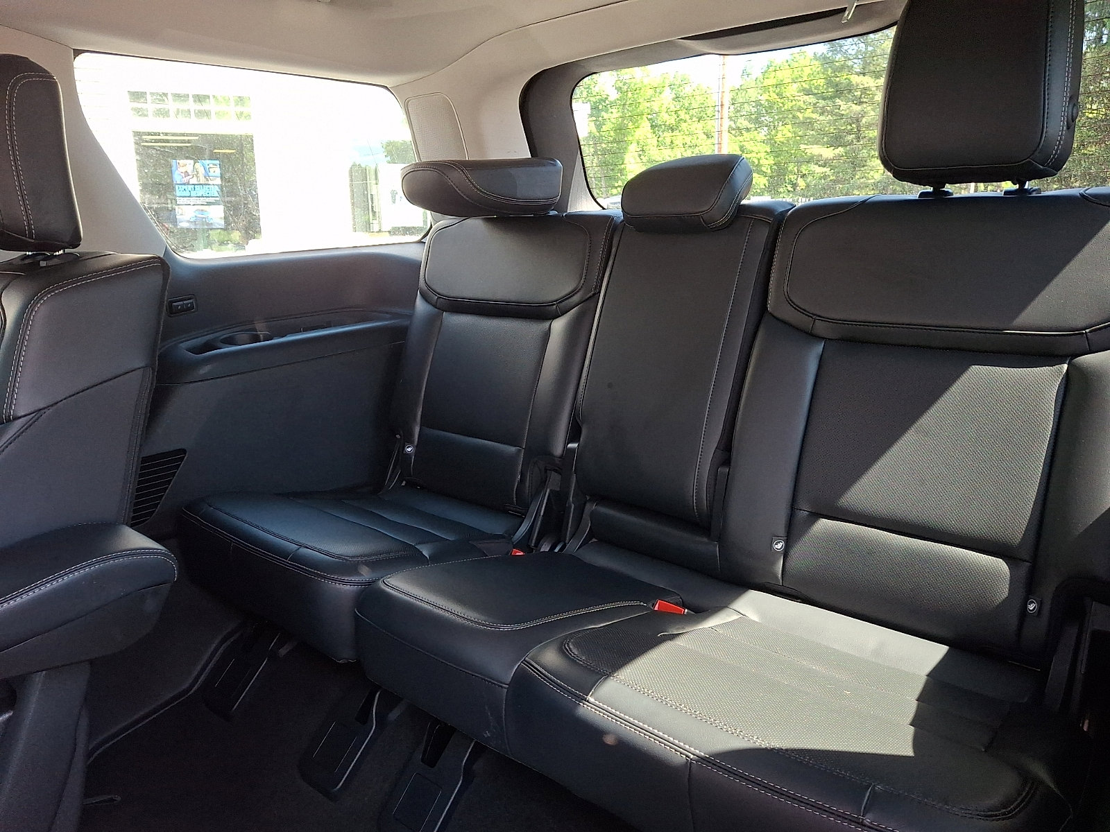 Certified 2025 Ford Expedition Platinum AWD/4WD image 12