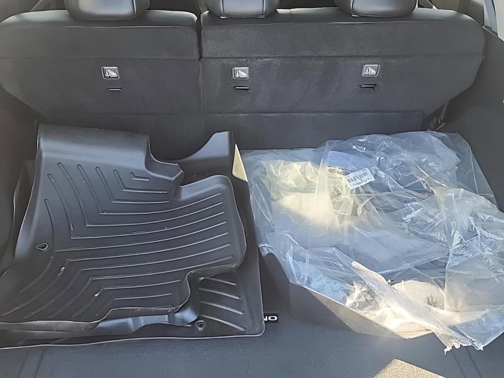 Used 2018 Nissan Murano Platinum image 9