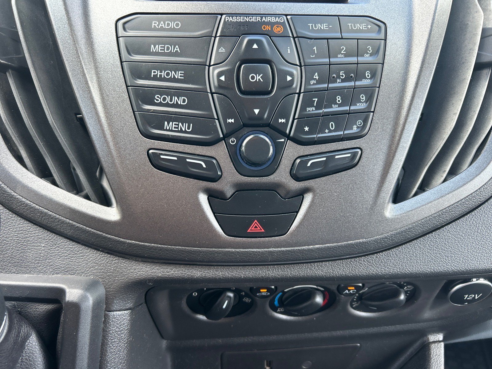 Certified 2019 Ford Transit 150 130 Medium Roof RWD image 24