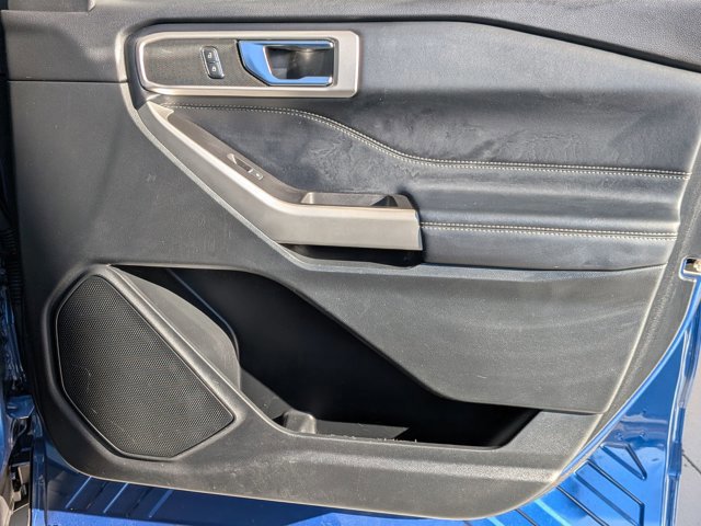 Certified 2020 Ford Explorer XLT w/ Equipment Group 202A image 31