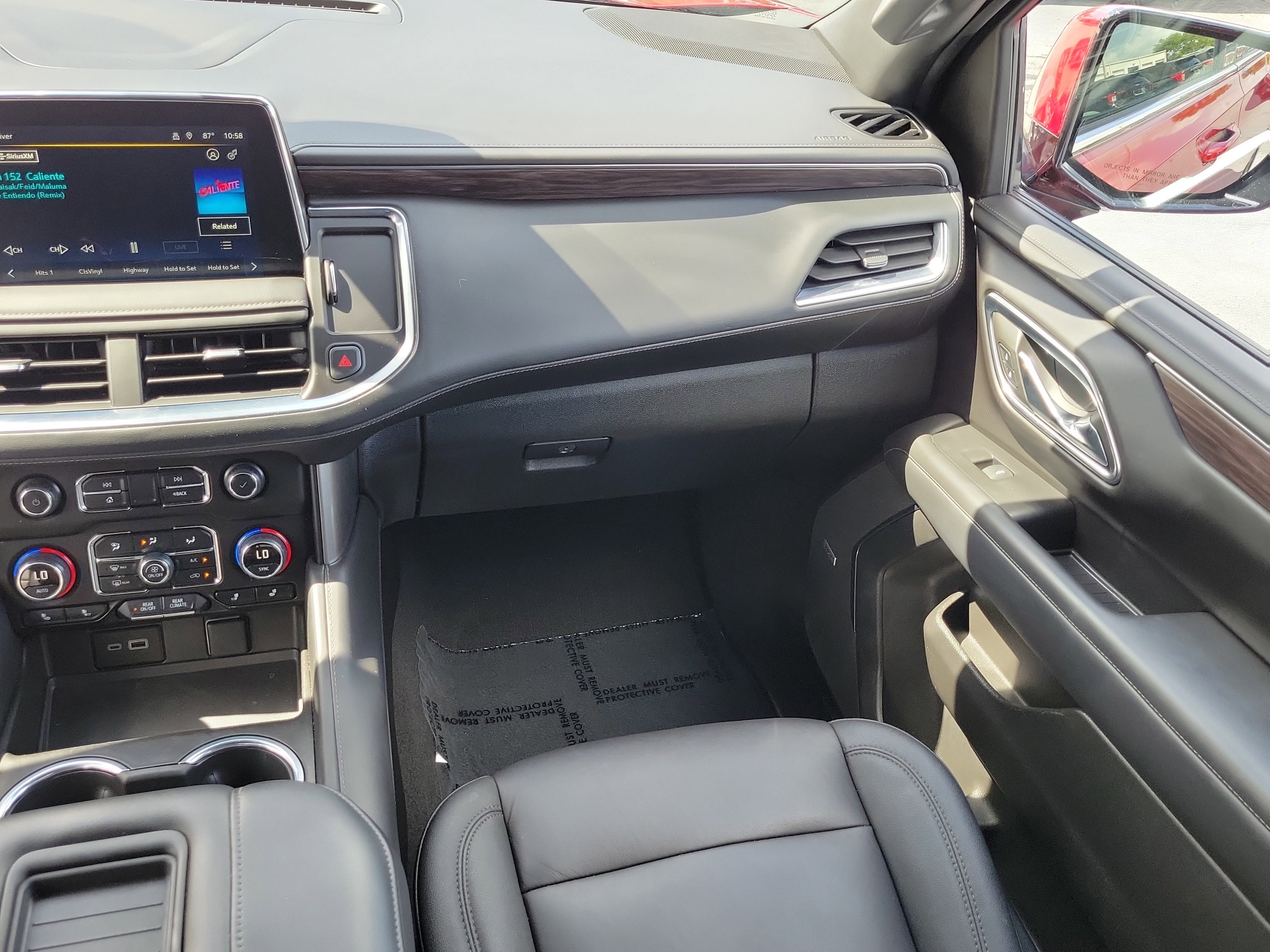 Used 2023 Chevrolet Tahoe LT w/ Luxury Package RWD image 18