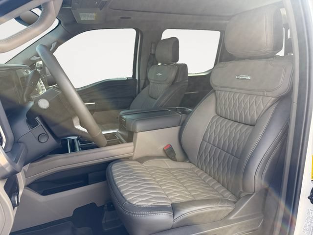 Certified 2025 Ford F450 Platinum w/ Platinum Plus Package AWD/4WD image 15