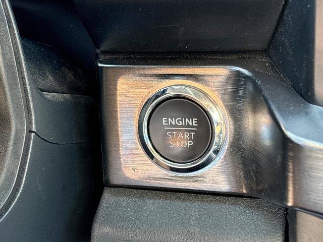 Certified 2024 Ford F250 Lariat w/ Lariat Ultimate Package AWD/4WD image 38