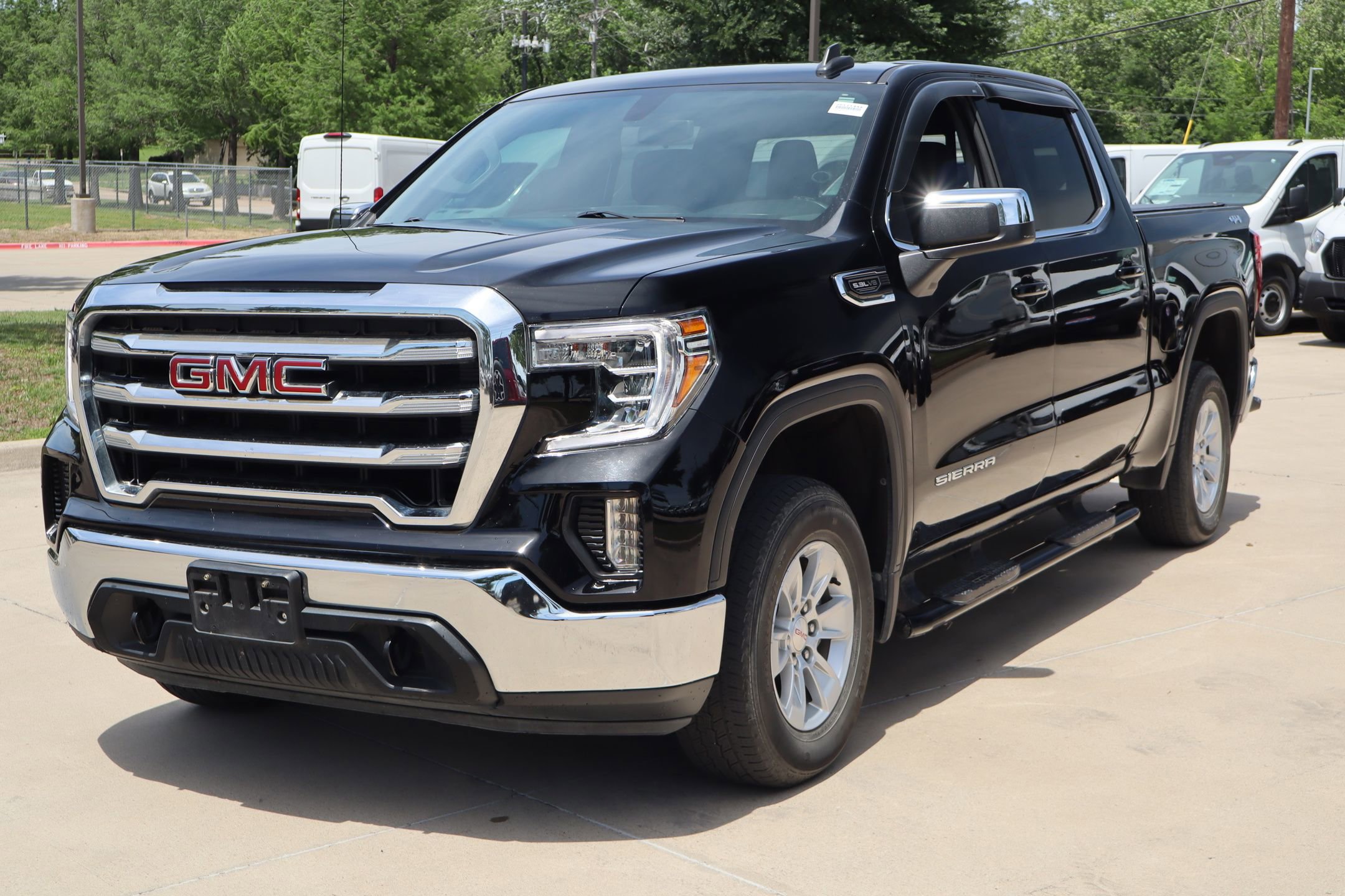 Used 2021 GMC Sierra 1500 SLE w/ Preferred Package AWD/4WD image 10
