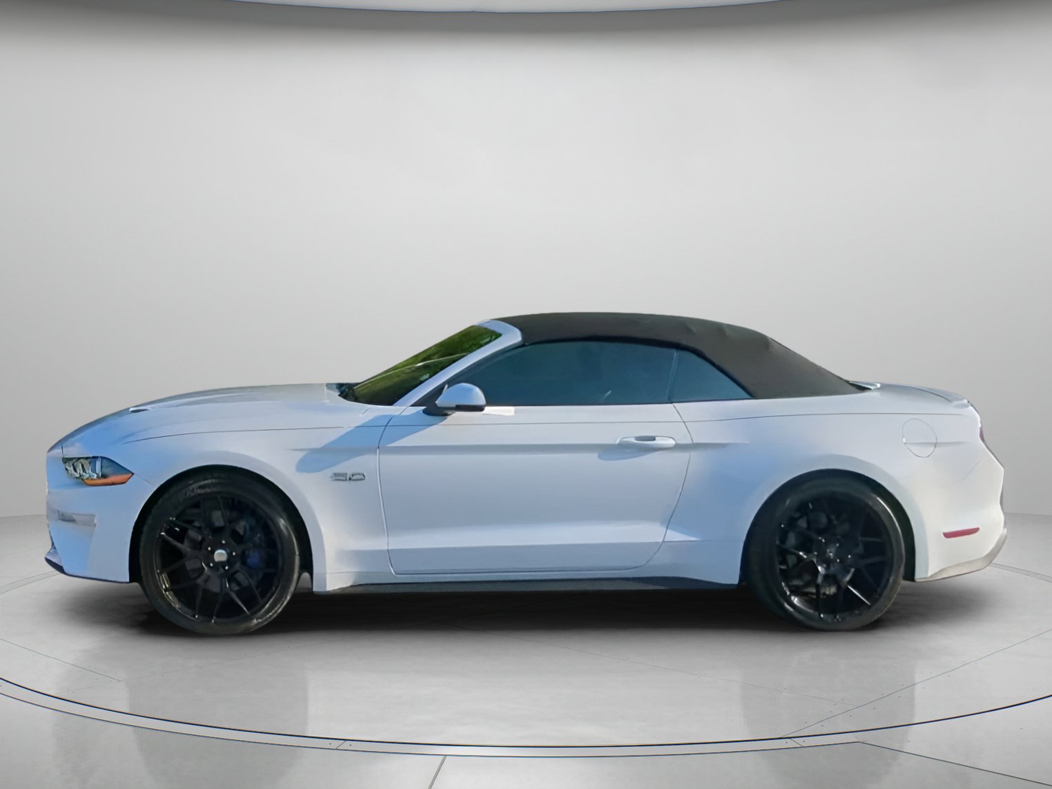 Certified 2020 Ford Mustang GT Premium w/ Equipment Group 401A image 15