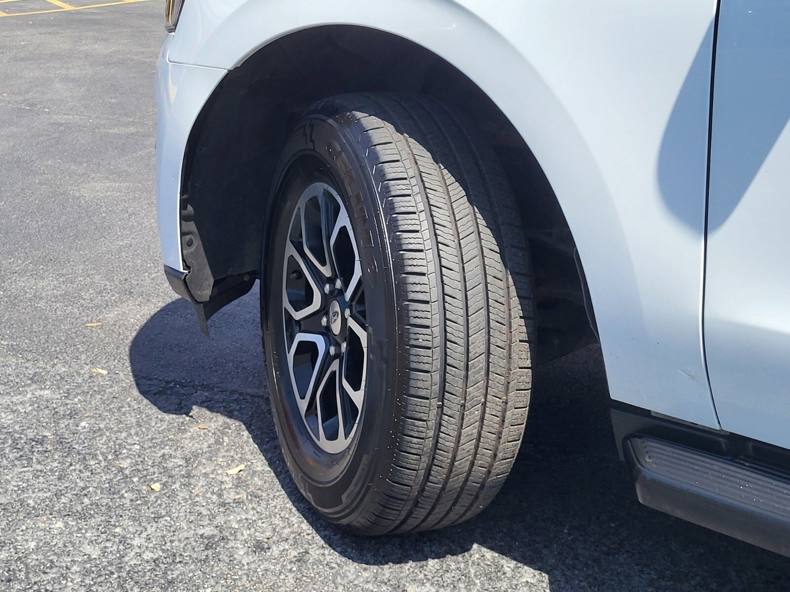 Certified 2023 Ford Expedition Max XLT image 34