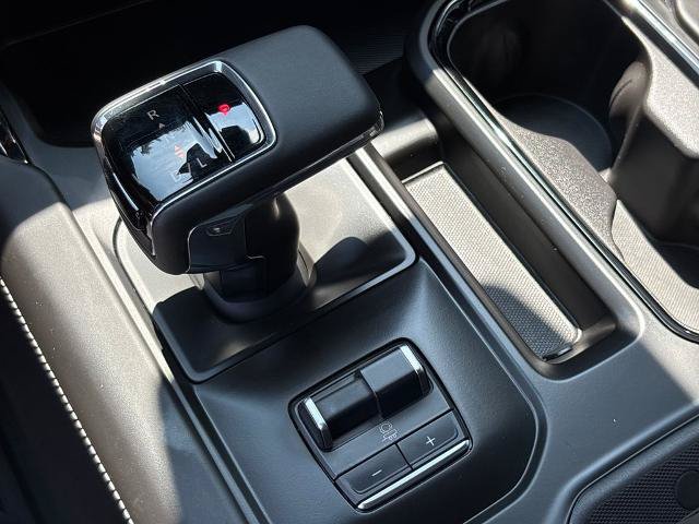 Used 2024 GMC Sierra 1500 AT4X w/ AT4X AEV Edition AWD/4WD image 28