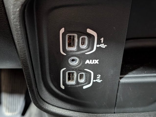 Used 2024 RAM 2500 Laramie w/ Safety Group AWD/4WD image 8