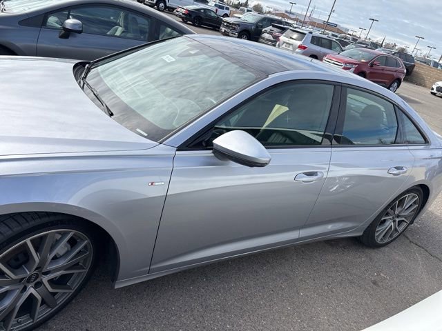 Used 2022 Audi A6 Premium Plus w/ Premium Plus Package image 5