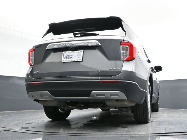 Certified 2022 Ford Explorer XLT w/ Equipment Group 202A image 37