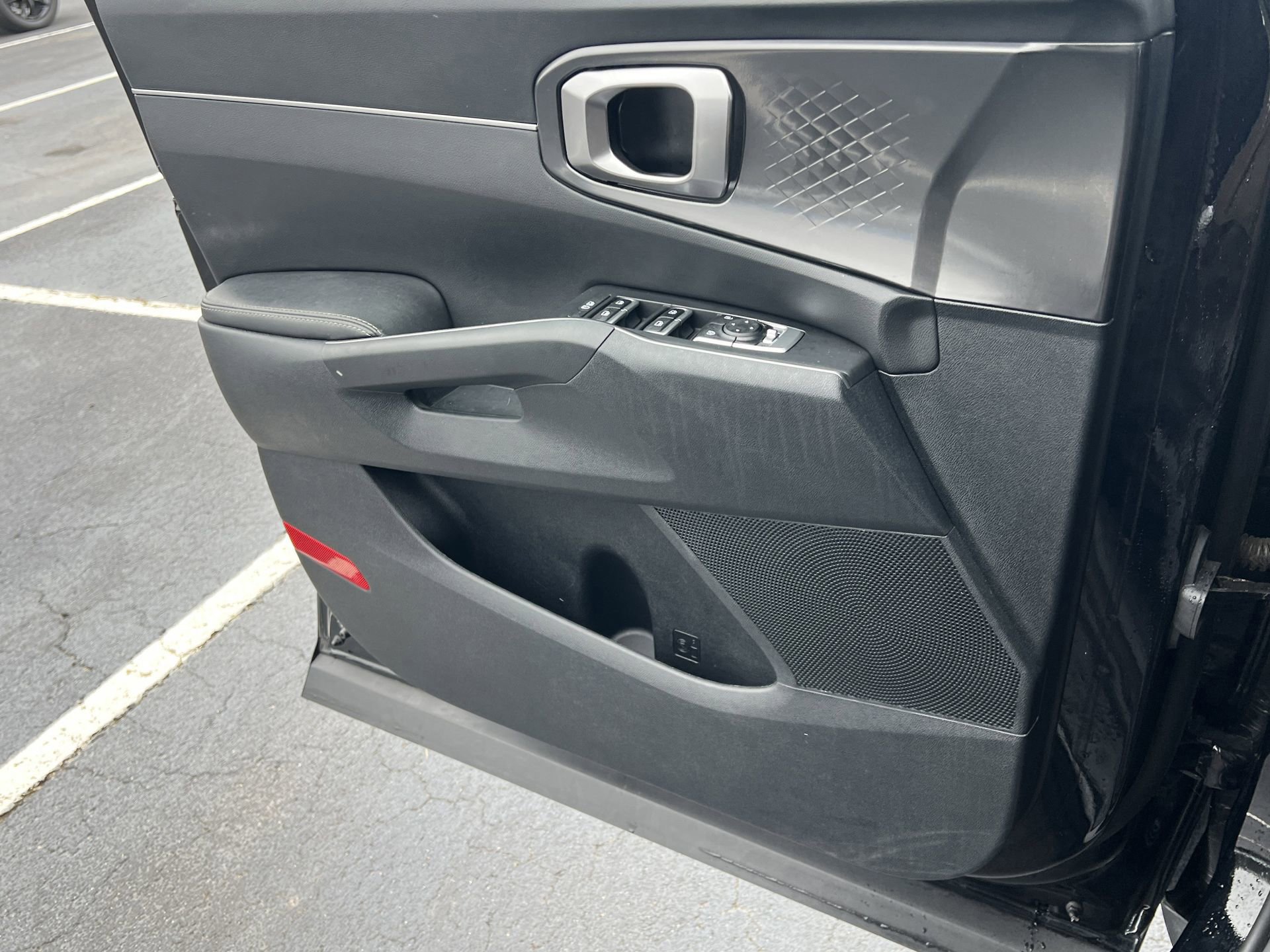 Used 2023 Kia Sorento LX image 20