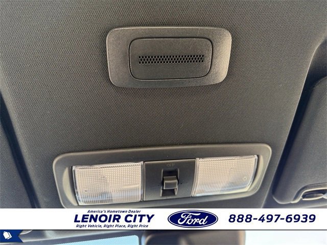 Used 2023 Nissan Frontier SV w/ Midnight Edition Package image 17