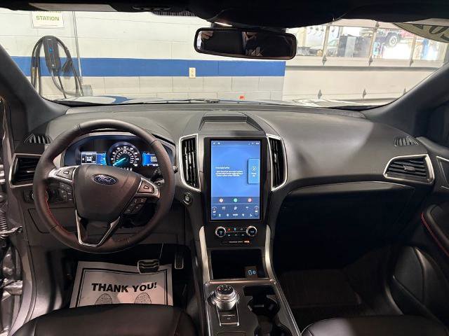 Certified 2024 Ford Edge ST-Line w/ Class II Trailer Tow Package AWD/4WD image 15