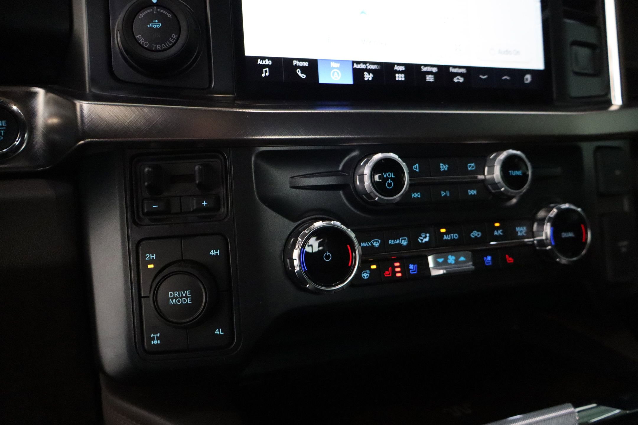 Certified 2024 Ford F250 King Ranch w/ Chrome Package image 21