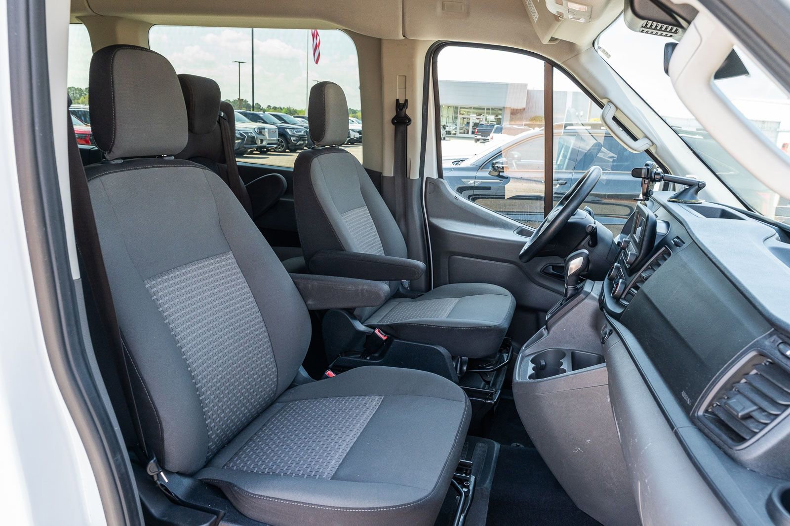 Certified 2021 Ford Transit 350 XLT image 15