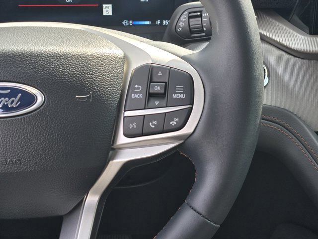 Certified 2025 Ford Explorer Active image 27